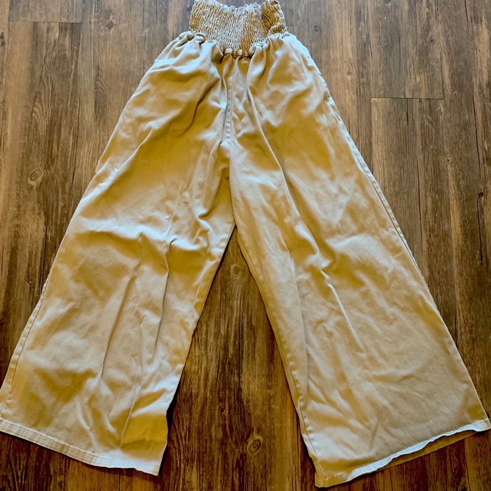 Wide Legged Pants